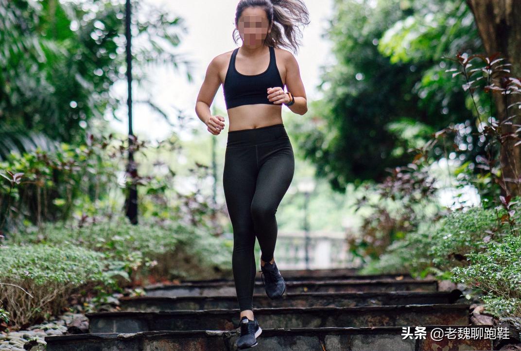 买跑鞋是实体店还是网上好,跑鞋去实体店买还是网上买