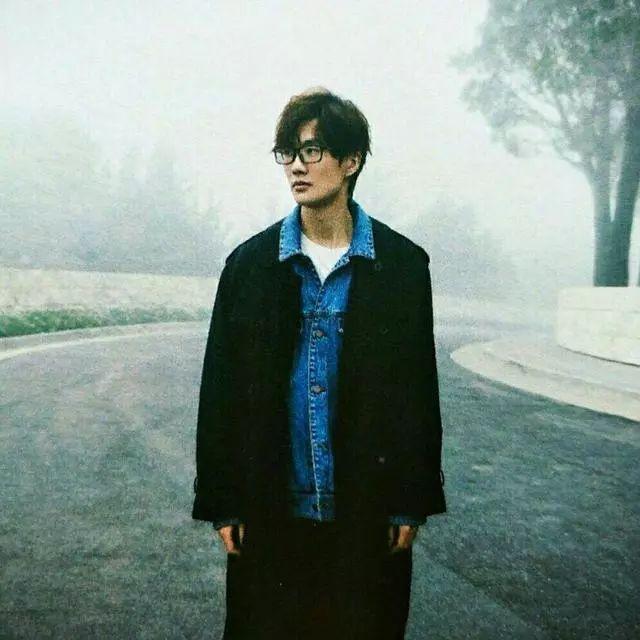 一首适合一个人静静聆听的歌,10首适合一个人听的歌