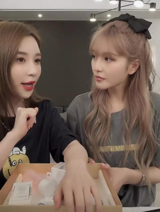 被近*眼镜视**耽误了颜值？戴上这款眼镜，你就是这条gai最潮的……