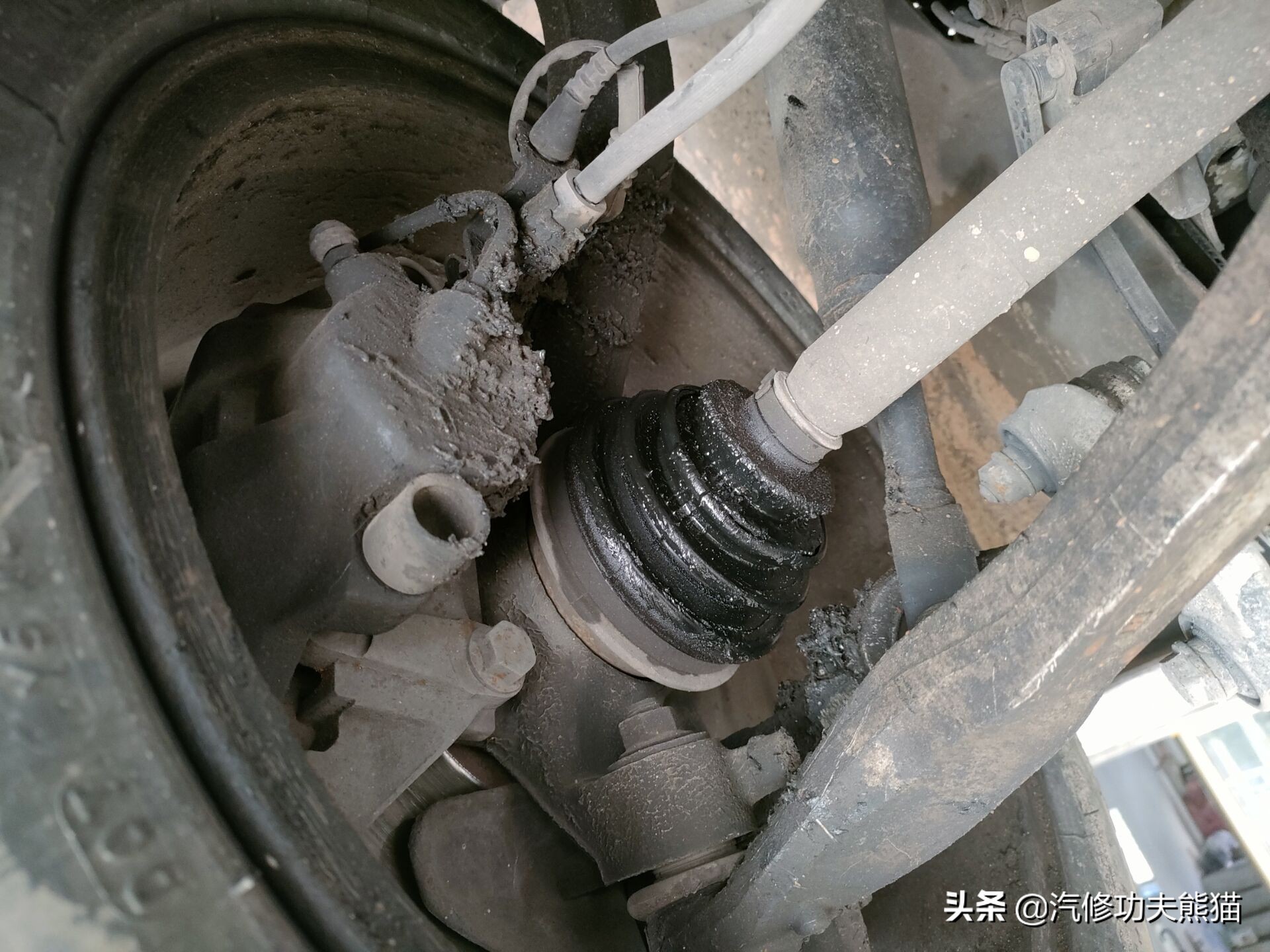 2003年老奥迪a6,2012年奥迪a6经典