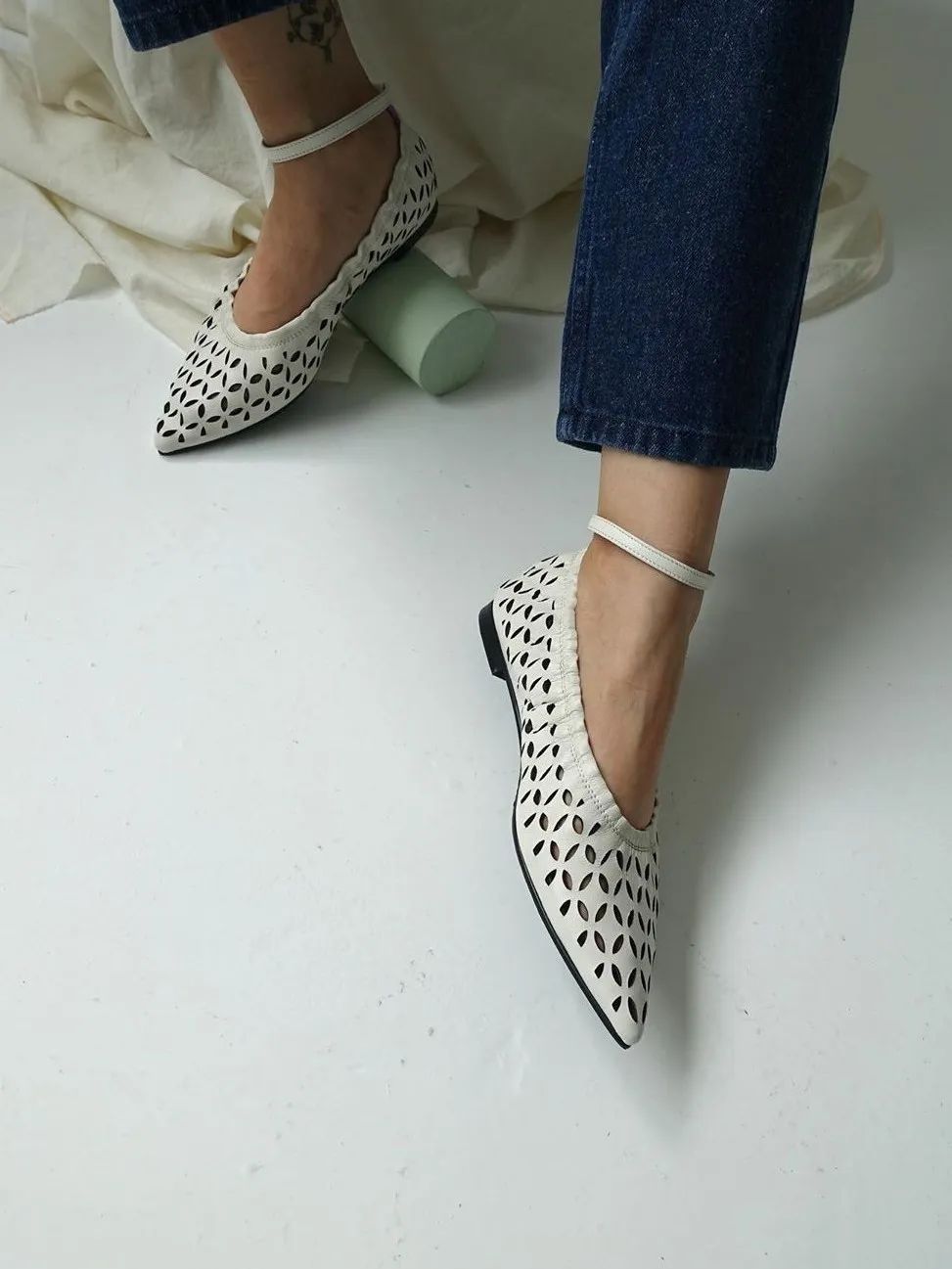 今年最火的4款凉鞋清爽又时髦,一双土到极致的凉鞋就是潮