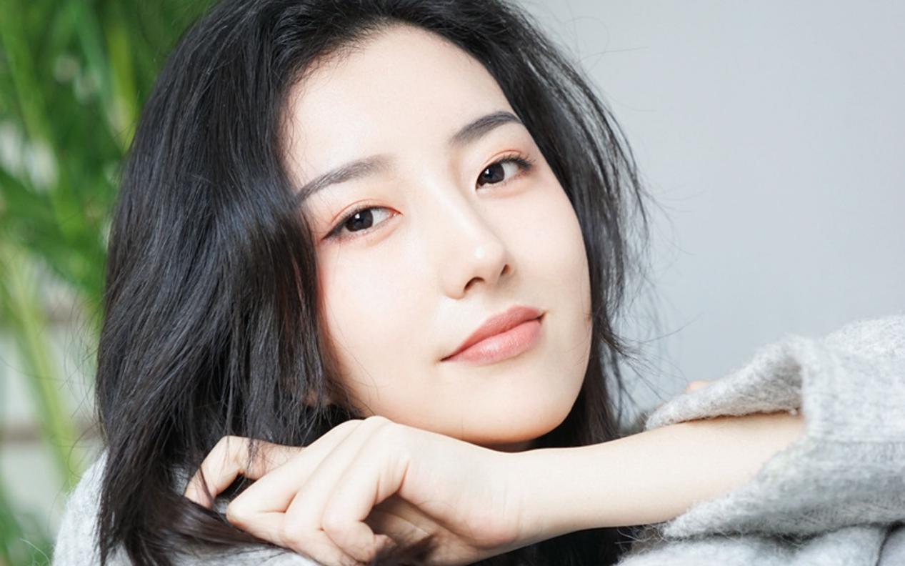 妇科主任忠言：睡前坚持1个好习惯，皮肤白嫩，色素绕开走