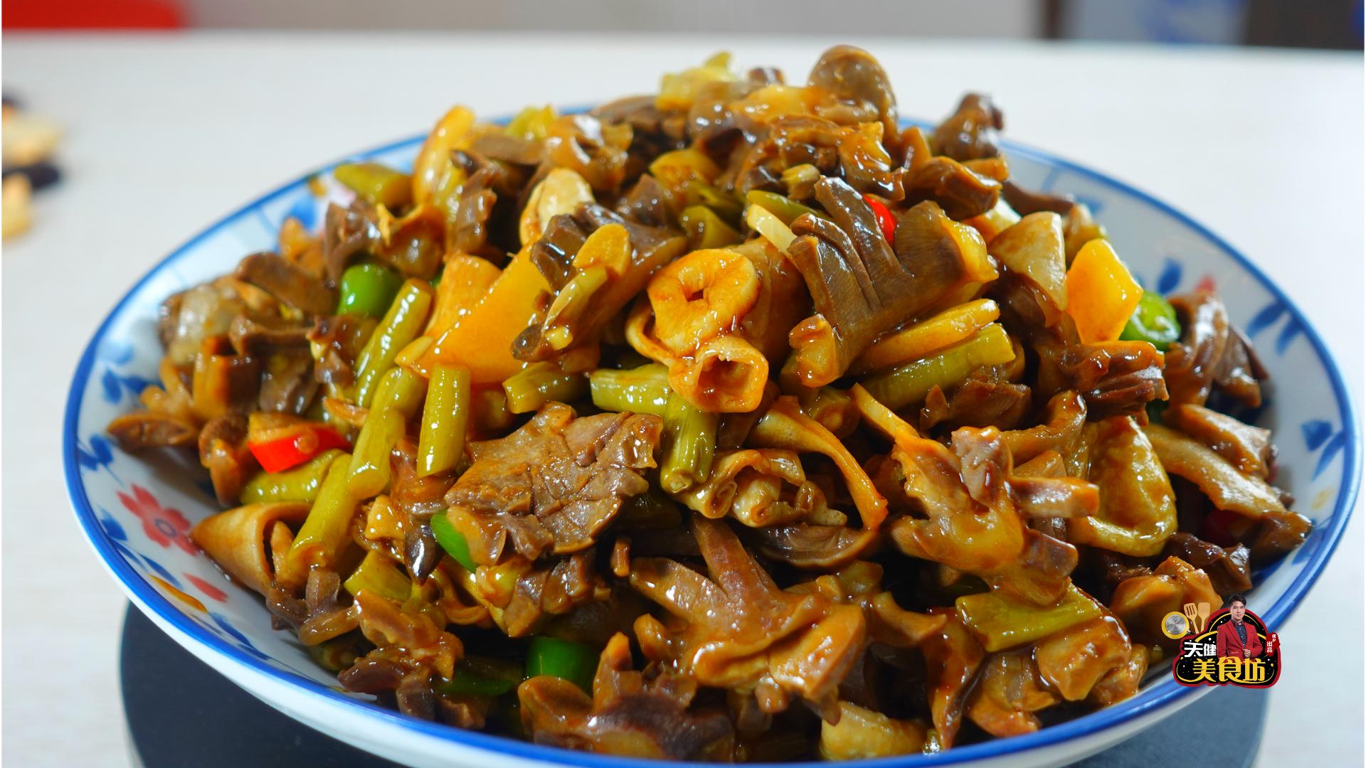 酸豆角炒鸡杂的正宗做法王刚,酸豆角爆炒鸡杂的做法