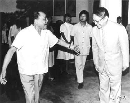 金庸100个疑问,金庸名字里的秘密