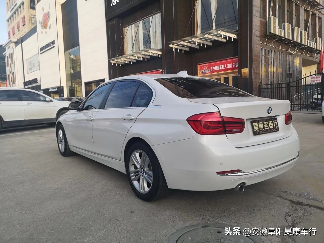 2017款宝马318li值得购买吗,2010年宝马318二手值多少钱