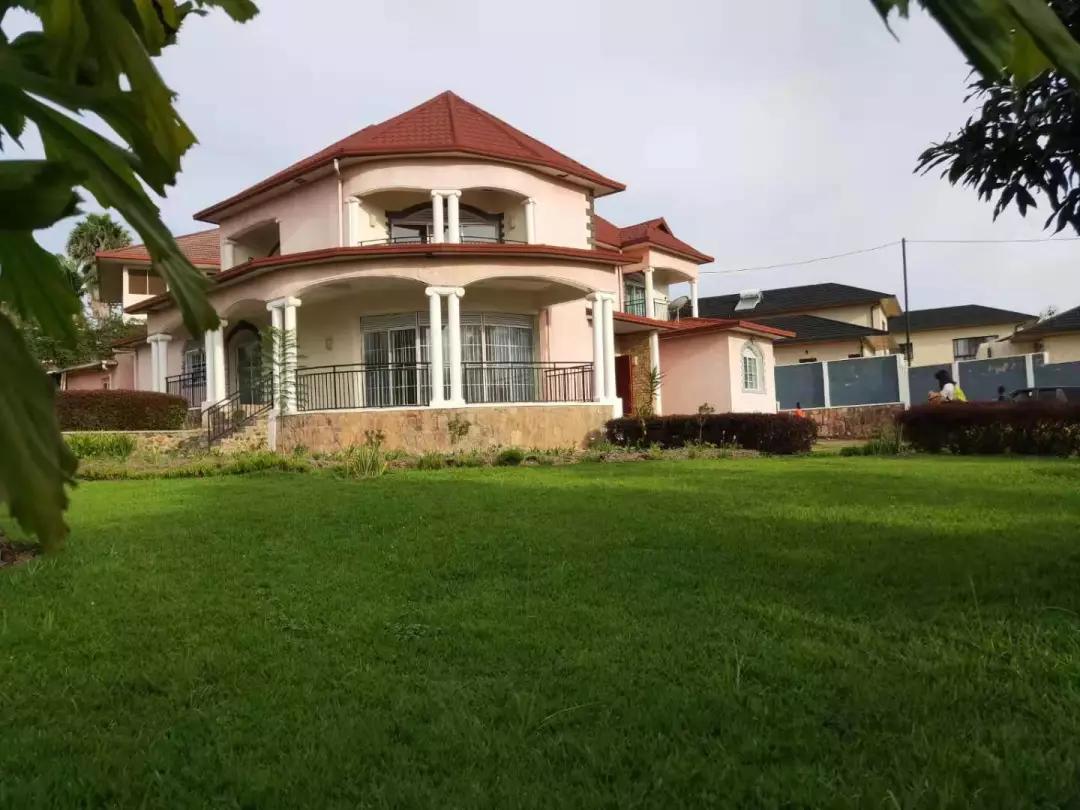 在疫情期间迎难而上,在疫情中砥砺前行