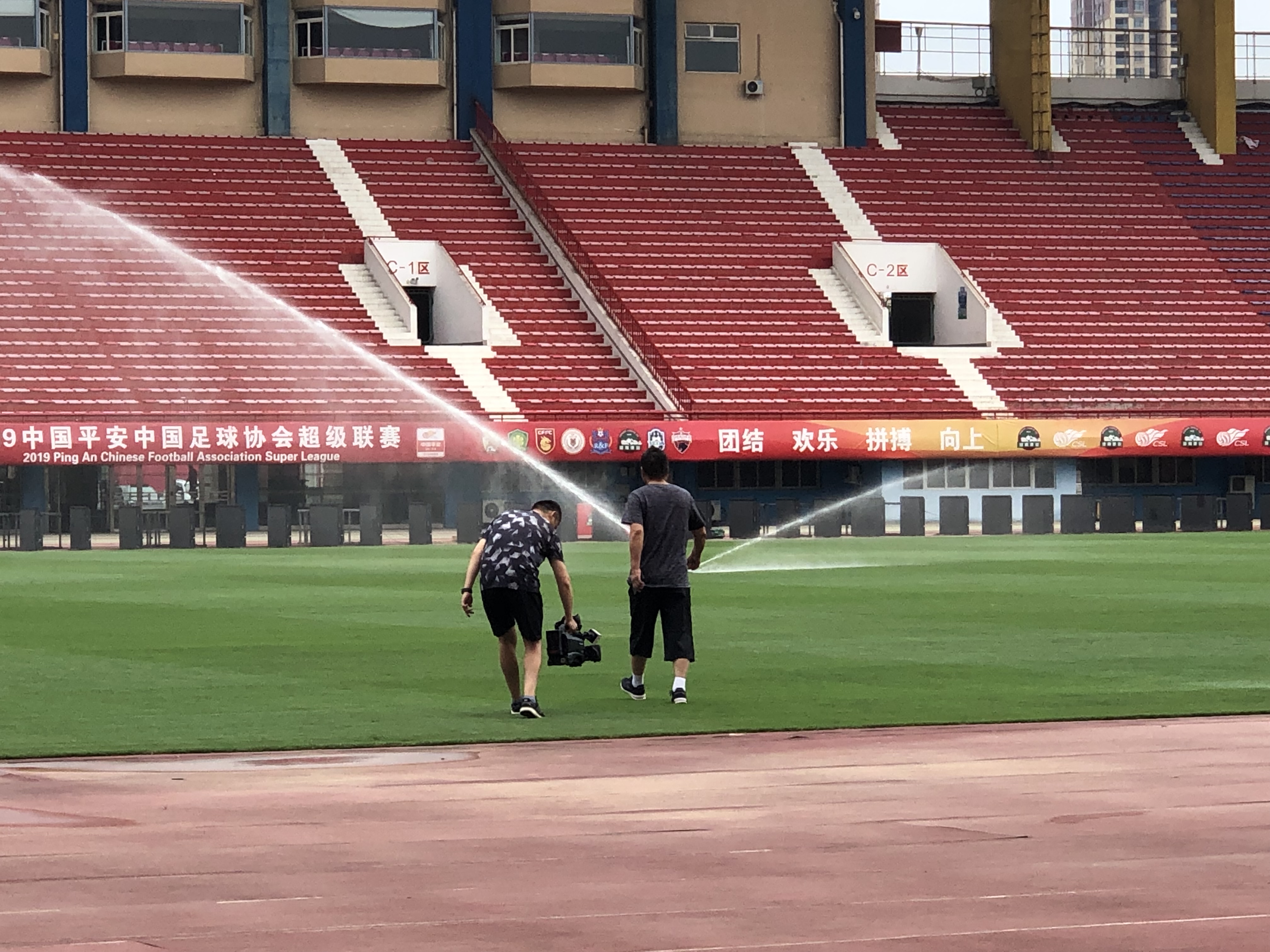 一部值得每个人深思的纪录片,人生必看的一部纪录片