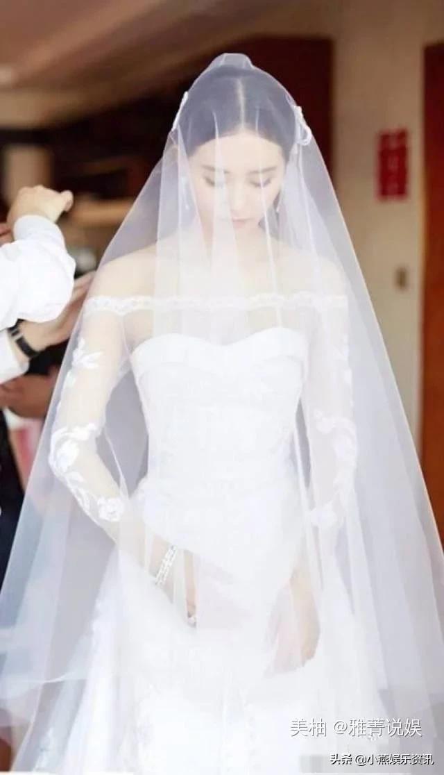 杨幂杨颖两种身材穿旗袍,杨颖杨幂比拼身材视频