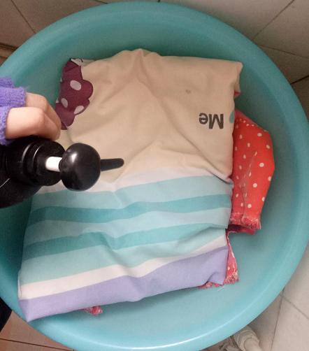 床单铺得久了中间很薄怎么办,床单被褥发黄怎么洗