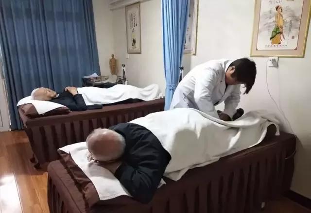 北京独门独院小四合院出售,北京四合院单身公寓