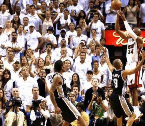 nba十大经典羞辱隔扣,nba最难打破的五件神迹麦迪