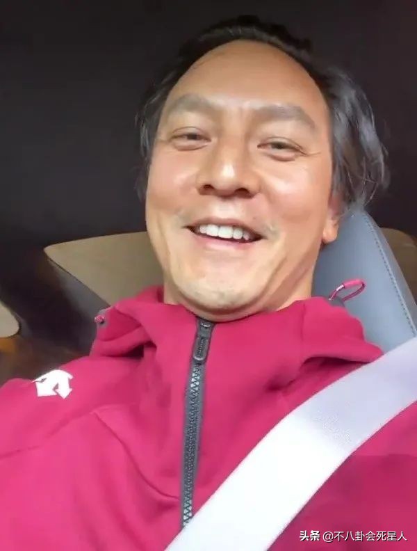 沙溢黄晓明脱发指数,沙溢秃顶头发稀疏