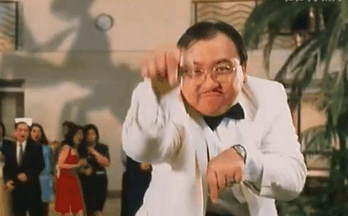 他是香港“烂片”拍得最好的导演，实力不输王晶，典型的给钱就拍