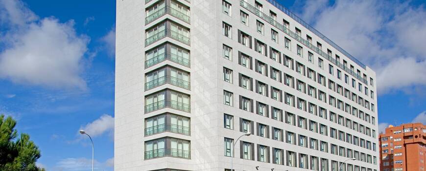 西班牙哪些地方适合旅游,西班牙最适合旅游的地方