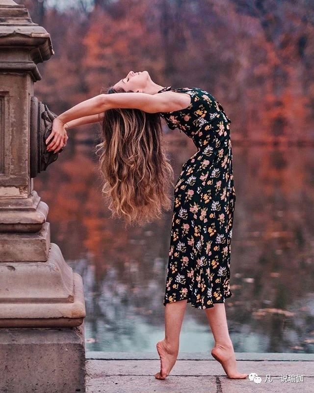 练瑜伽压脚背的方法,瑜伽压脚背有什么作用