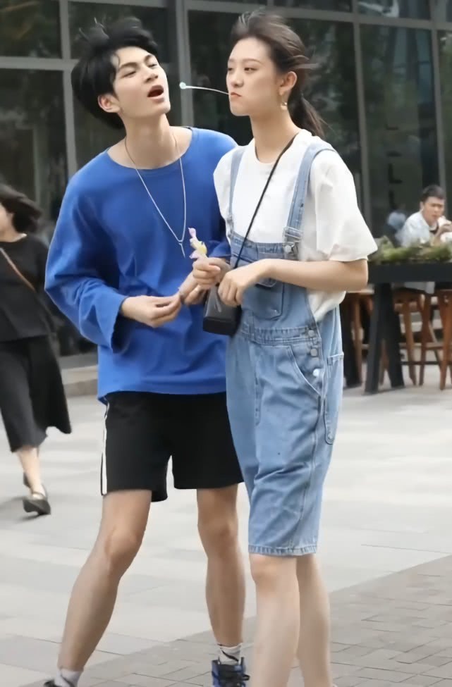 粗鞋带固定鞋舌的鞋带绑法,鞋孔只有五个的鞋带绑法