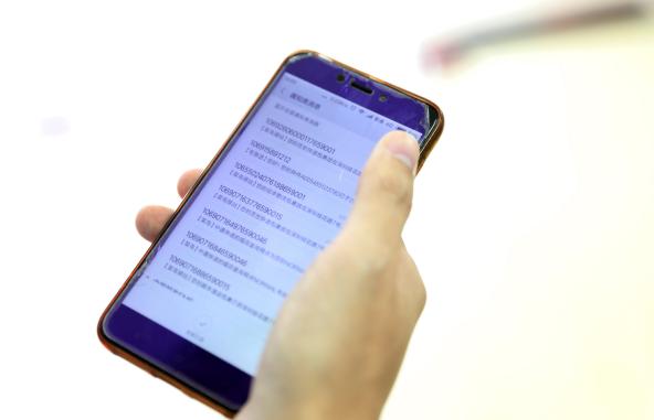 香港跨境上班族,香港人每周去深圳采购