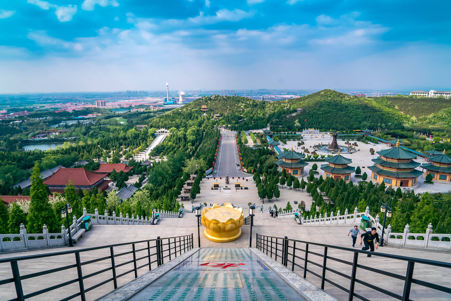 龙口锡青铜大坐佛,龙口全国第一大铜佛