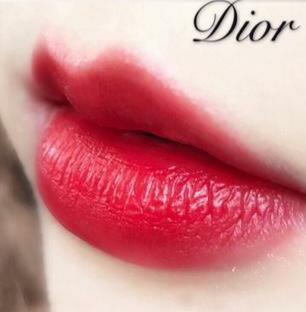 迪奥999现在流行吗,淘宝上100多的迪奥999是真的吗