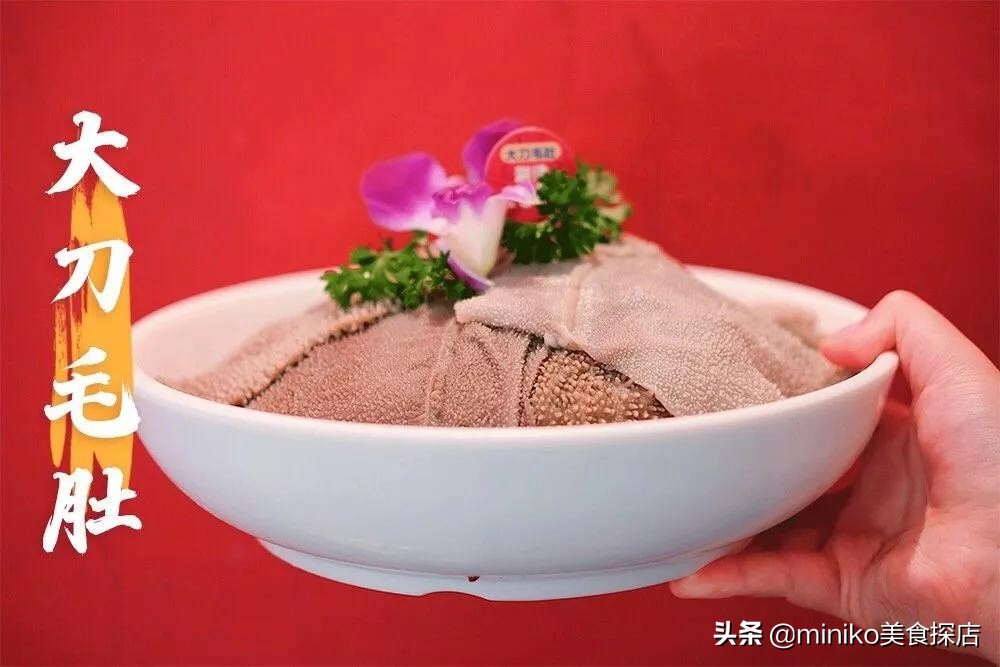 排队两个小时才吃上火锅,排队两小时也要吃到的烤鱼