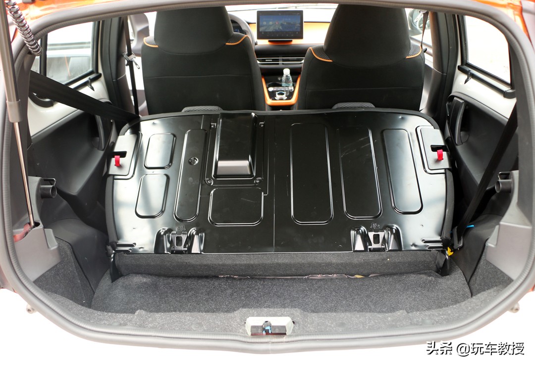 比亚迪f0自动挡新车落地价,5万左右的新车比亚迪f0