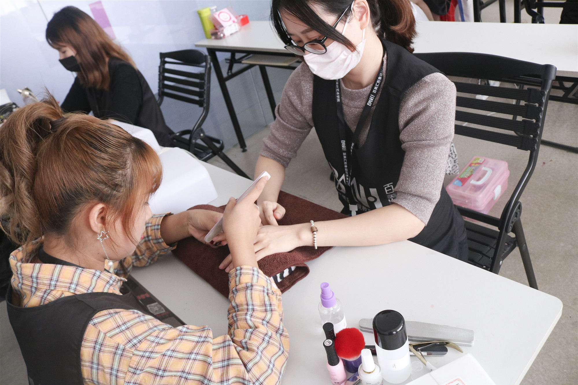 想开美甲店需要学会哪些美甲知识,新手想开美甲店