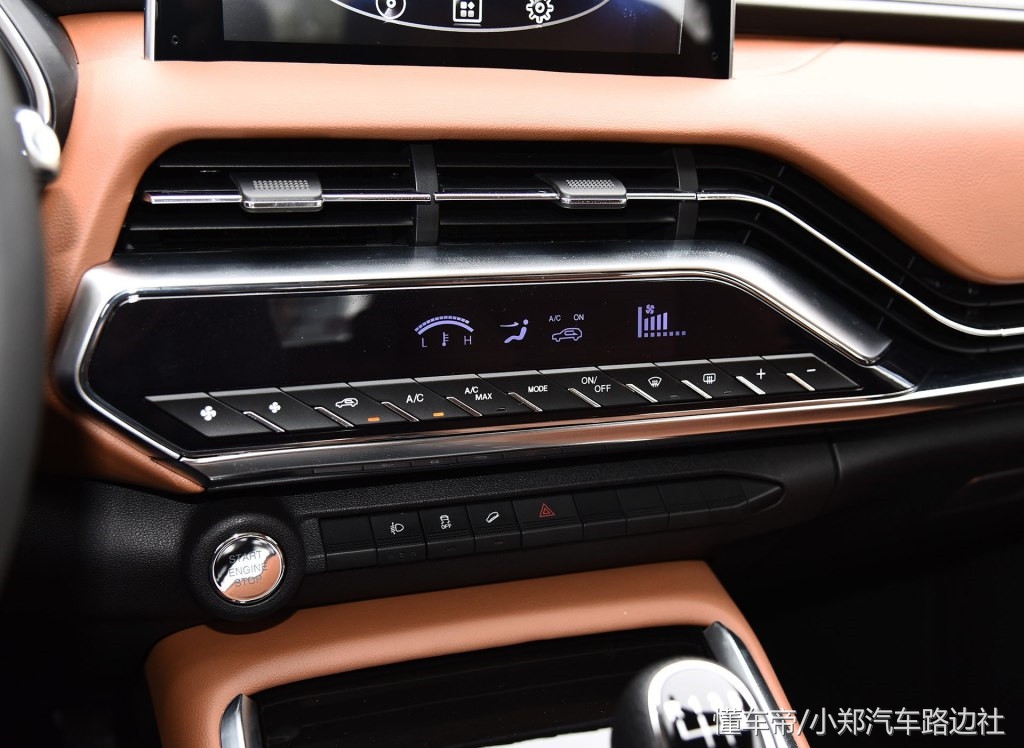 众泰t500顶配和其他区别,众泰汽车翻盘