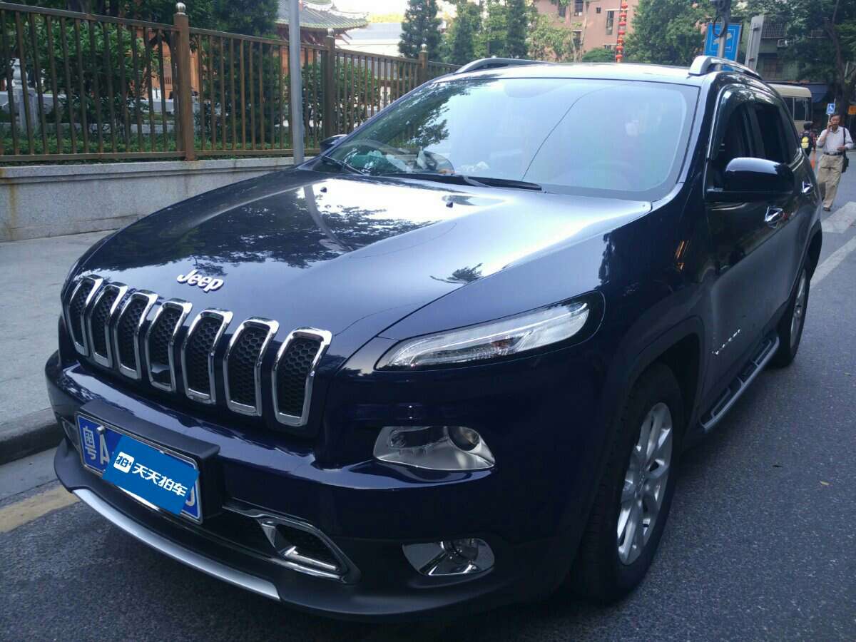 惠州开了3.1万公里的Jeep自由光就值这点钱？贱卖竟然都没人要？