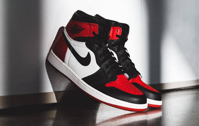 aj黑脚趾正品对比,aj1bred黑红2022