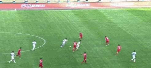 29岁本土前锋大爆发,足球小将大空翼留洋后踢荷兰