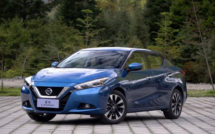 亲民却是实力好车颜值不输卡罗拉,全新卡罗拉对比轩逸