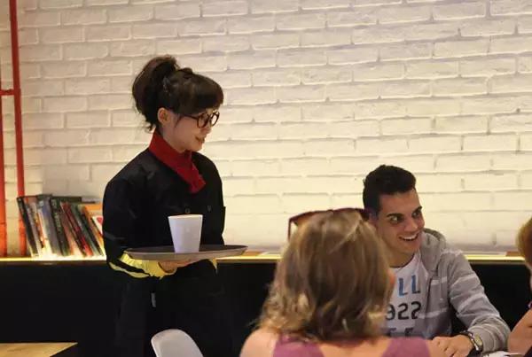 餐厅突发事件处理顺序,餐饮店日常突发问题处理