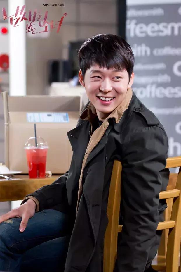 发际线高额头太饱满适合什么发型,发际线大额头高适合的发型