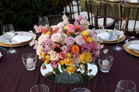 自己种的玫瑰花怎么没有花店的好,如何养花店买的玫瑰花