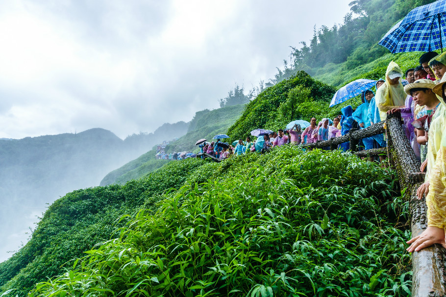 贵州游黄果树瀑布攻略,贵州籍游客游黄果树免票在哪预约