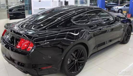 新车抛光打蜡有必要吗,新车抛光打蜡对车伤害大不大