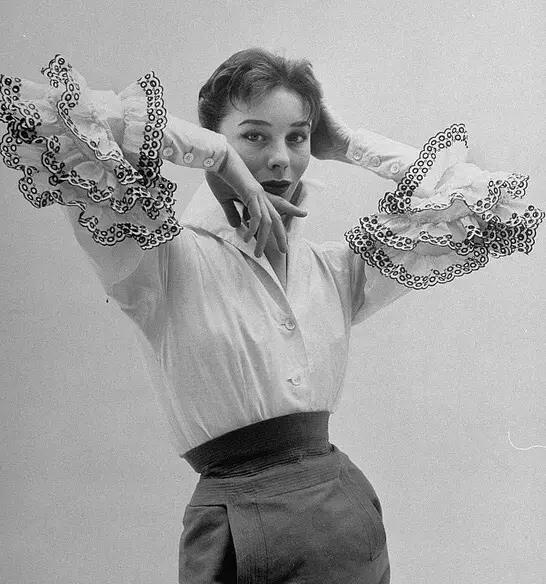 奥黛丽赫本与纪梵希为何没在一起,关于纪梵希和赫本的歌曲