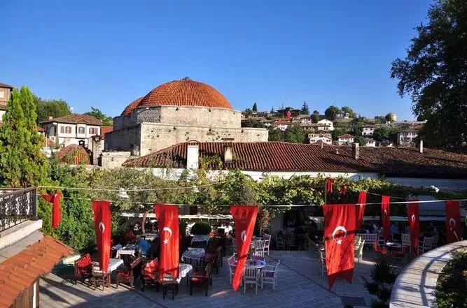 土耳其热气球八日游,旅游胜地卡帕多西亚热气球之旅