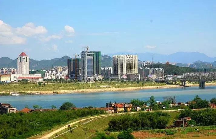 广东被中央看好的城市,广东省国务院表扬的地方