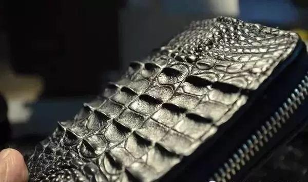 泰国鳄鱼皮具价格,鳄鱼皮具制作