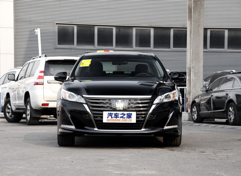 2018款丰田皇冠的隔音,12代皇冠隔音还是13代皇冠隔音好