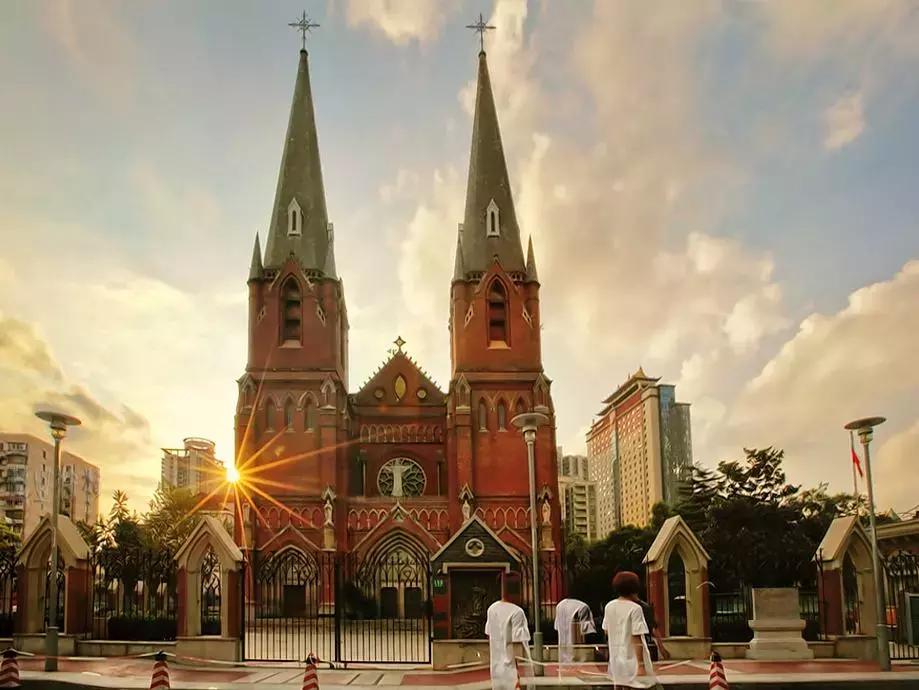 收藏！2018上海地铁最新首末班车时间表、如厕指南、游玩大全！