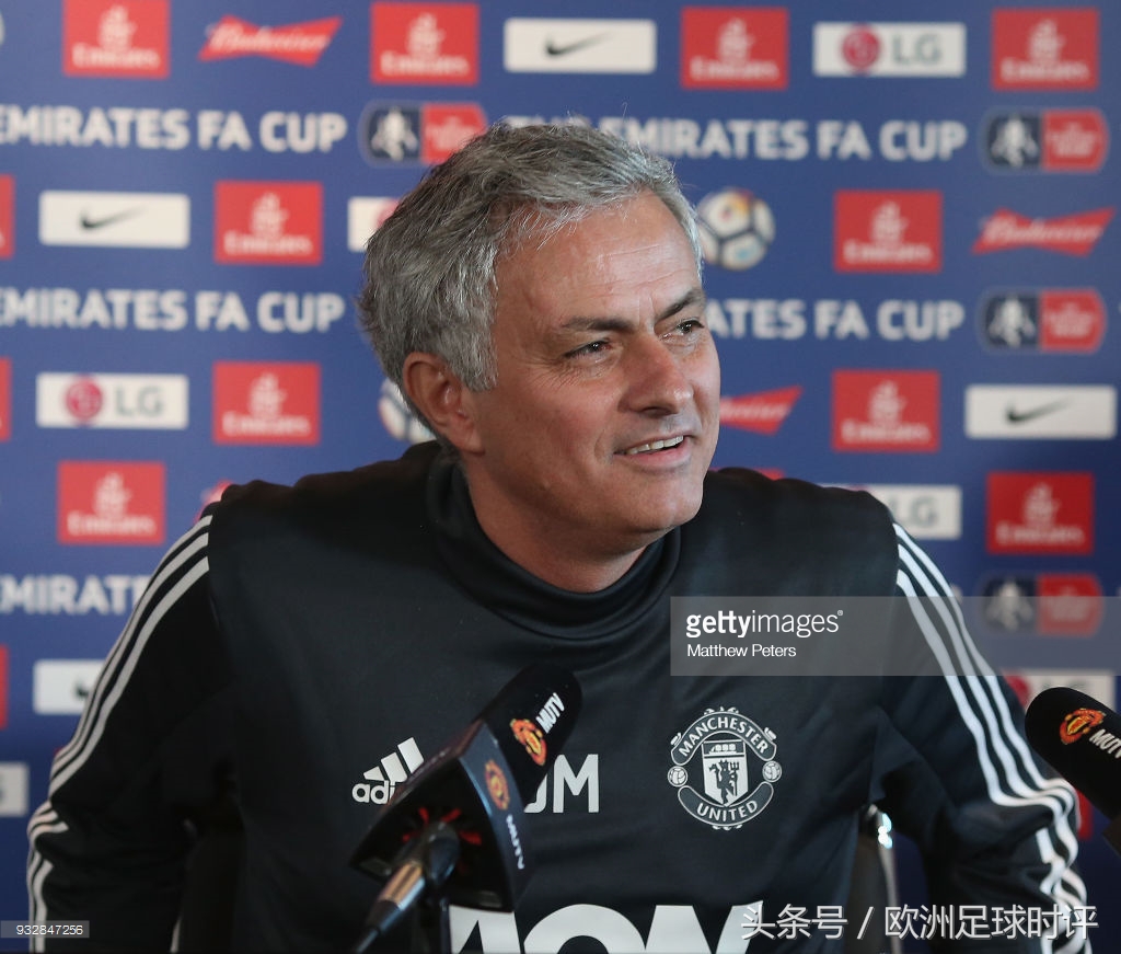 曼联欧冠小组垫底出局,曼联卫冕欧冠