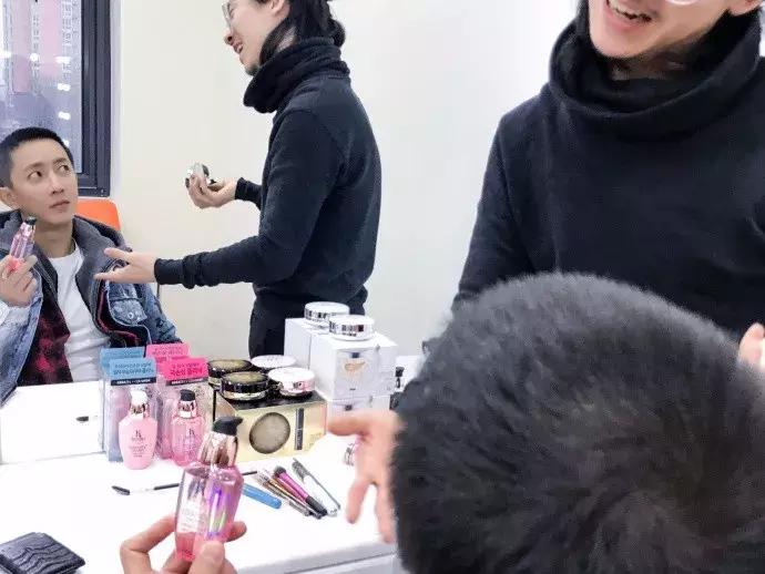 爱敬气垫小兔子限量款,爱敬限量款气垫直播