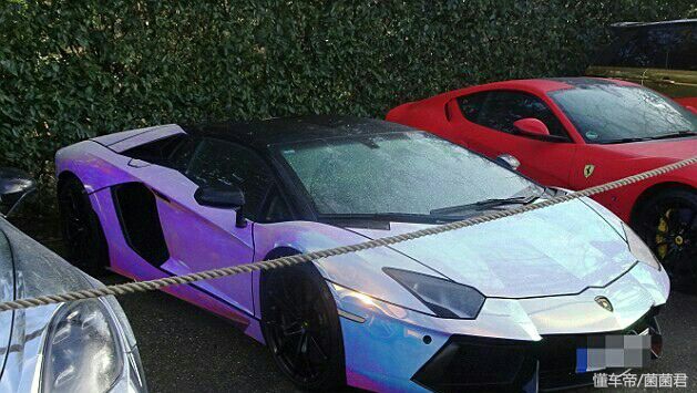 总价值85万英镑,美羊羊秀豪车