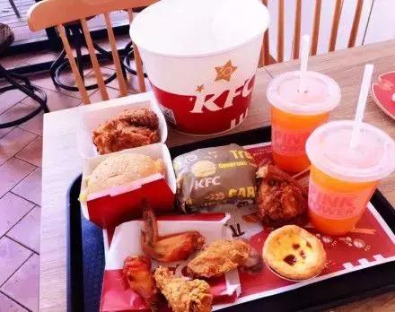 肯德基全家桶139元一个人能吃饱吗,肯德基最便宜的全家桶多少钱