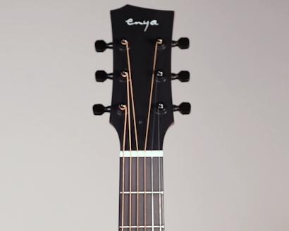 吉他测评恩雅T10,小磊评测恩雅x1初学者入门吉他