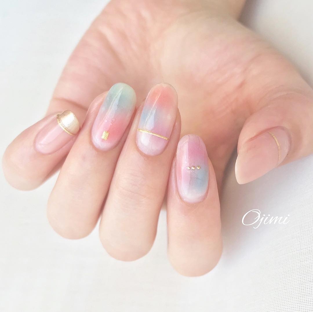 今年最流行的美甲颜色夏天中长款,春季透色美甲