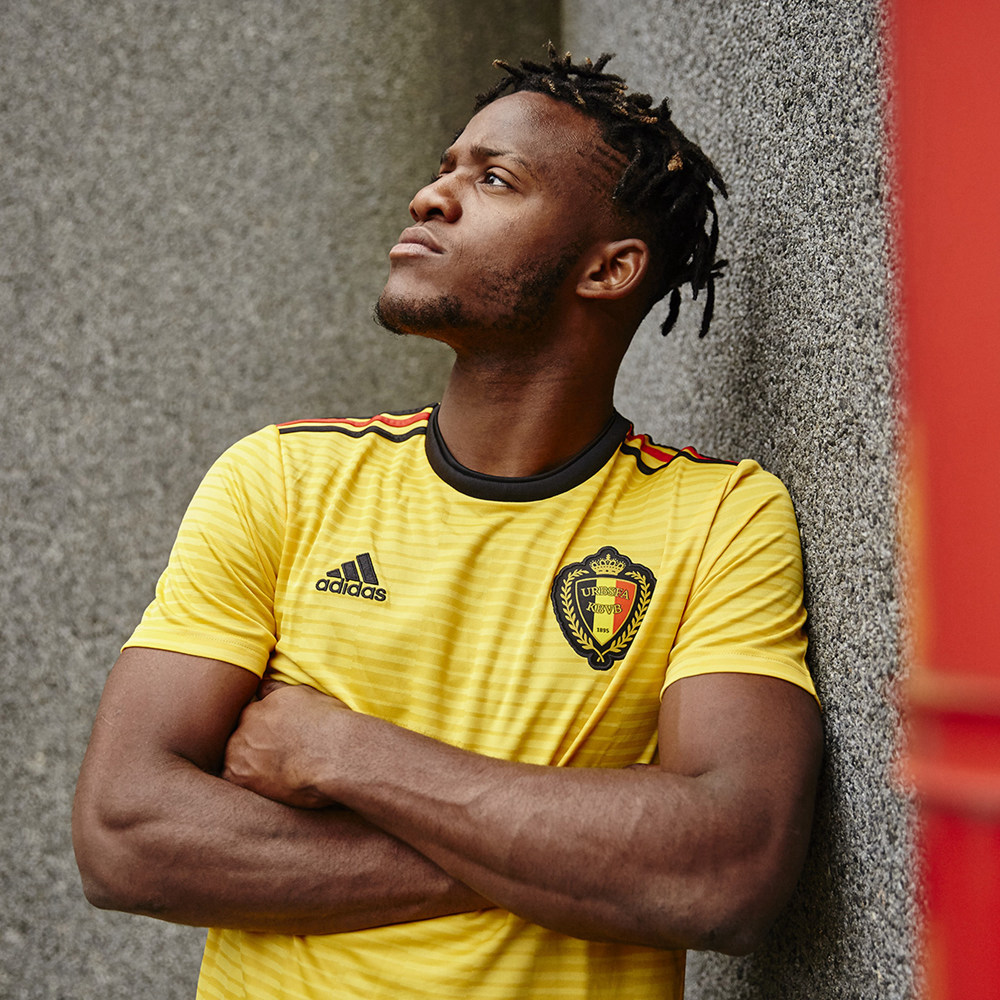 复古范儿+潮流范儿！这样的阿迪达斯世界杯球衣你还不满意？