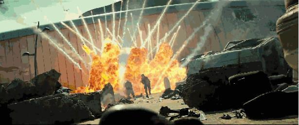 开场15分钟,两个大反转,网友:韩国导演太调皮